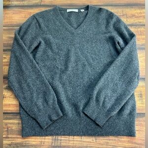 SOFT Uniqlo Cashmere Charcoal Grey V-Neck Sweater Small